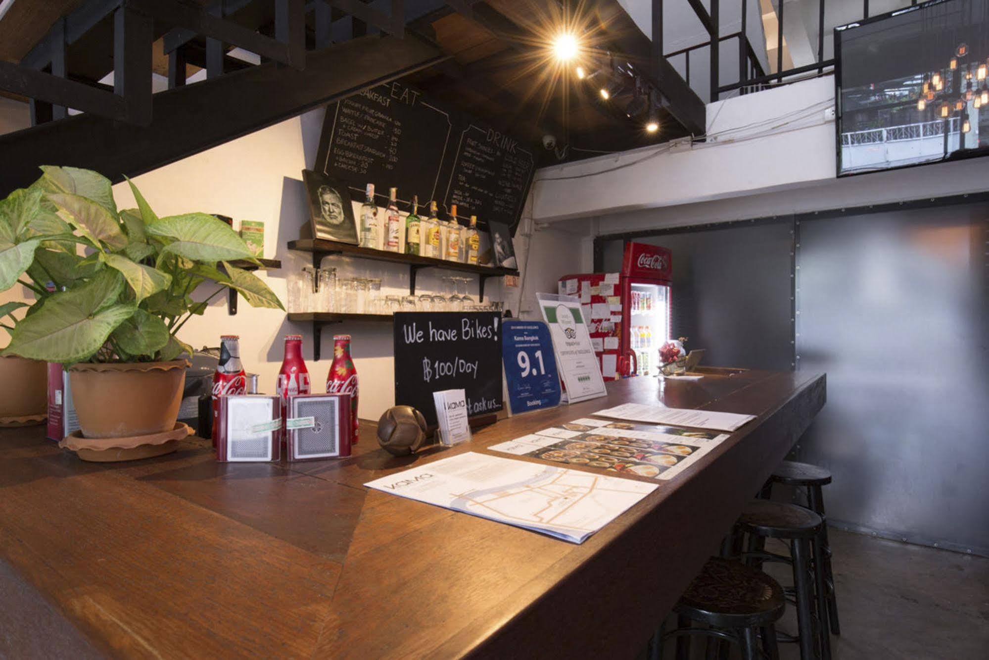 Kama Bangkok Acomodação com café da manhã Exterior foto